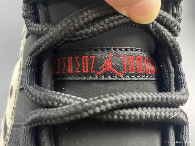 Rep 11 AR0715-010 ANIMAL AIR INSTINCT JORDAN 0629